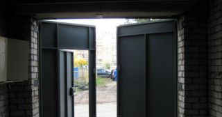 Купить гаражные ворота распашные Гуково, цена от 3889 руб.